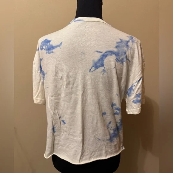 The Rolling Stones Cream Tee with Red and Blue Tongue Graphic - Picture 3 of 4